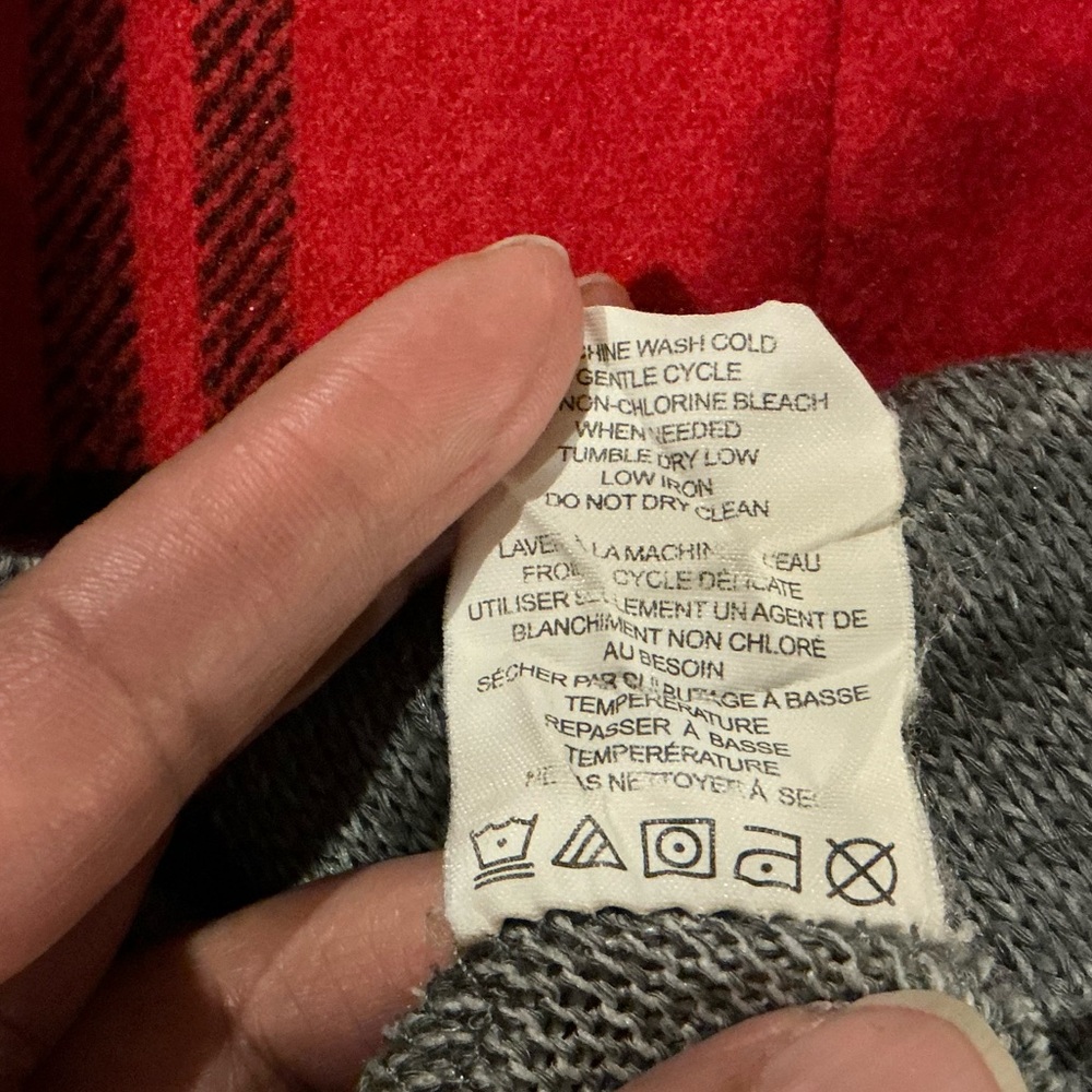 DISNEY - RARE. Stitch Sweater - Picture 9 of 11